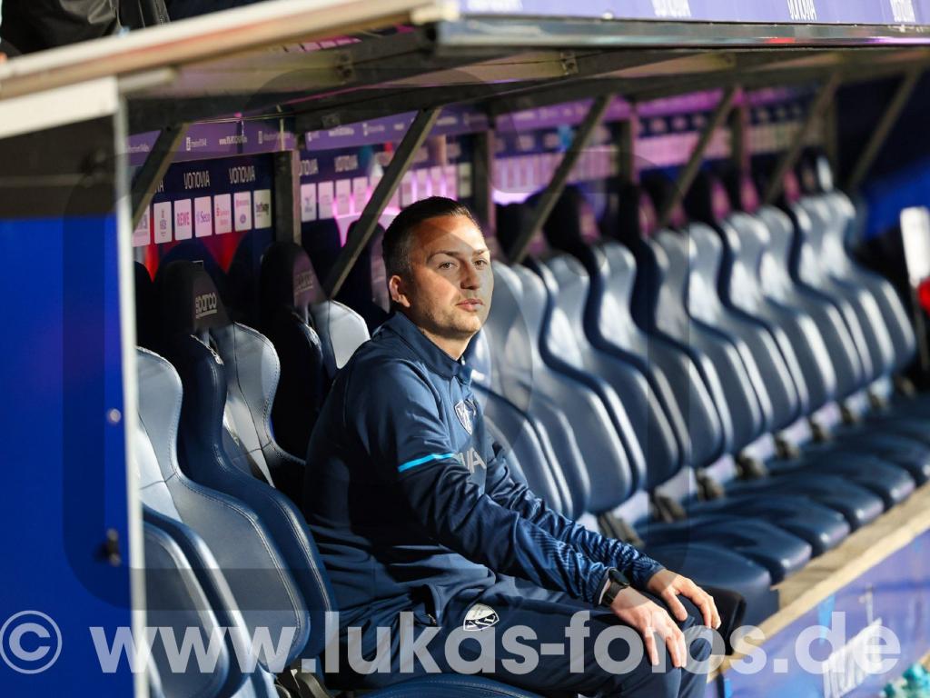 2025-09-27 Trainer Siebers Bochum - Düsseldorf Foto Lukas 0061 Kopie