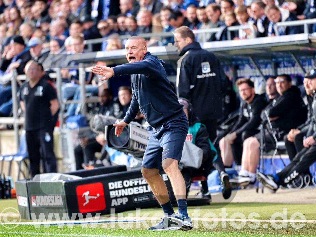 2025-11-02 Rösler Bochum - Magdeburg Foto Lukas 0463