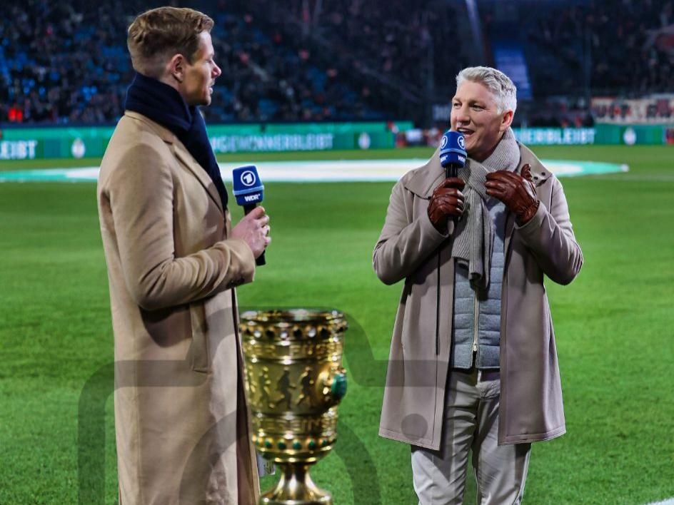 2025-12-03 Schweinsteiger Bochum - Stuttgart DFB Pokal Foto Lukas 085
