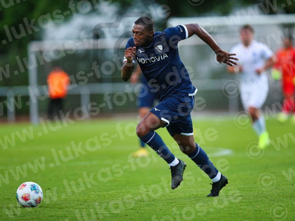2025-07-03 Clairicia VfL Bochum - TuS Harpen Foto Lukas (474)
