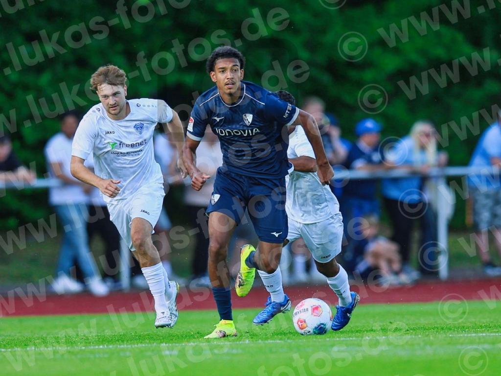 2025-07-03 Onyeka VfL Bochum - TuS Harpen Foto Lukas (54)